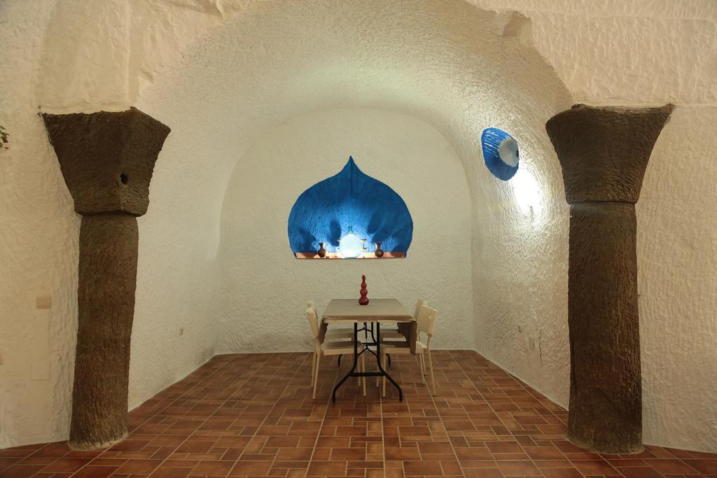 Penzion Cuevas La Chumbera Benalúa de Guadix Exteriér fotografie