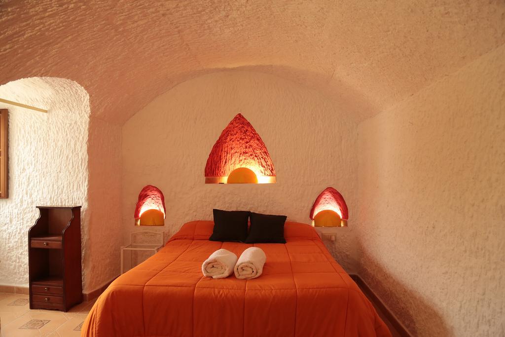 Penzion Cuevas La Chumbera Benalúa de Guadix Exteriér fotografie
